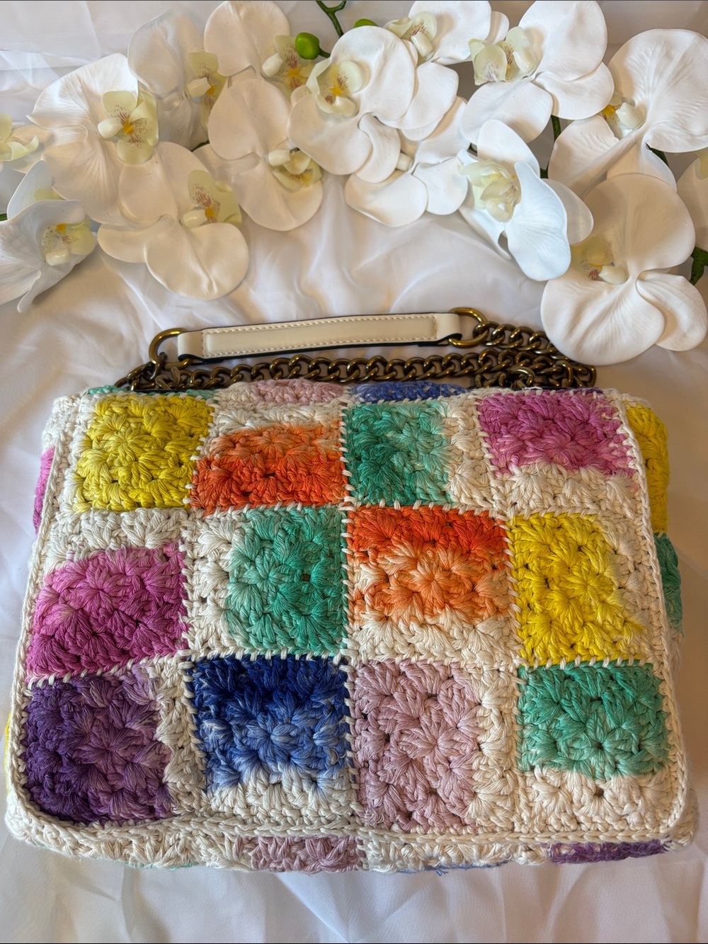 Kurt Geiger London Crochet Kensington Crossbody Bag - Picture 7 of 16